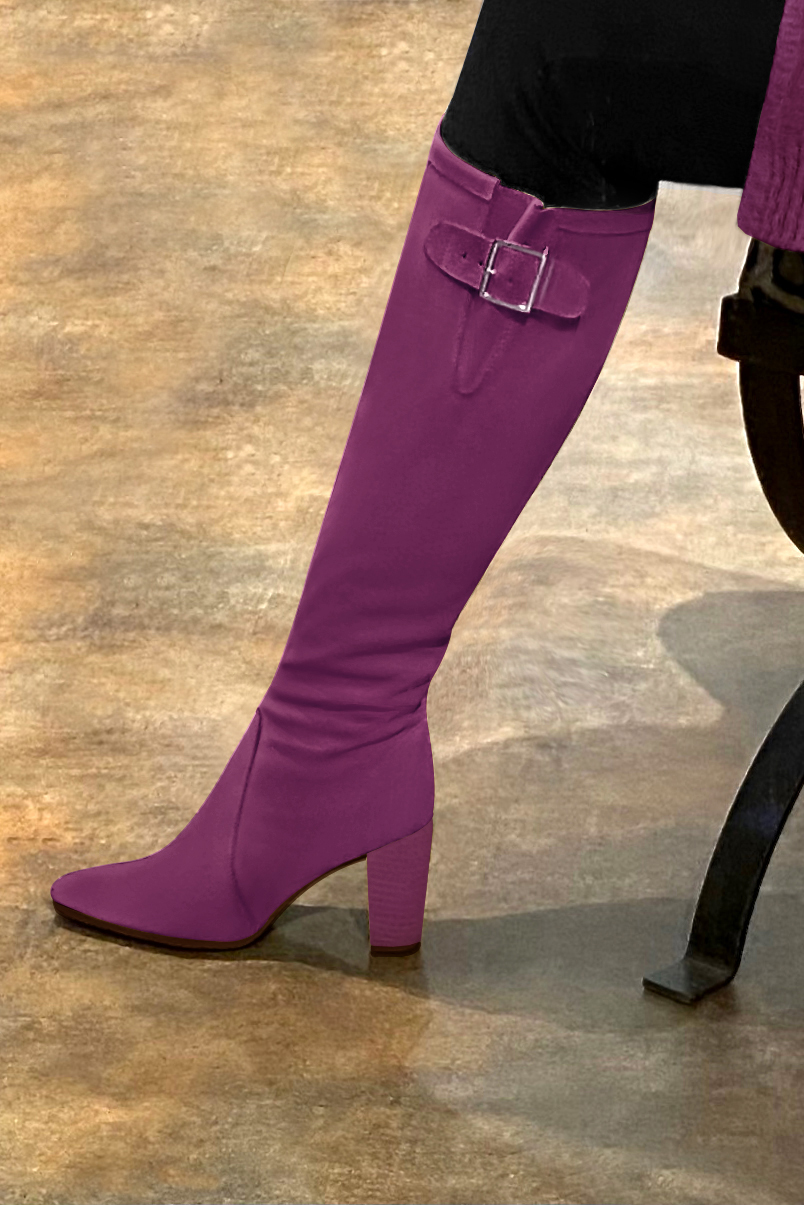 Mulberry purple women's knee-high boots with buckles. Tapered toe. High block heels. Made to measure. Profile view - Florence KOOIJMAN